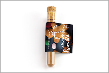 Essen und Trinken - Lebkuchengewürz im Reagenzglas Goy Werbemittel-Agentur - Essen und Trinken - Lebkuchengewürz im Reagenzglas